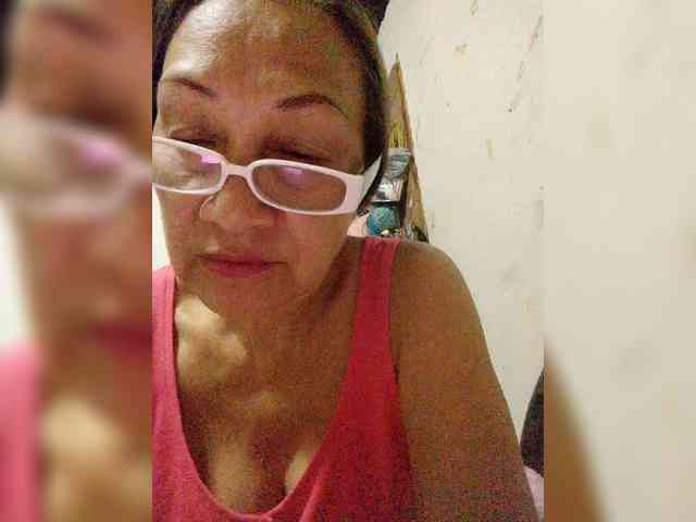 cherrywhite03 webcam