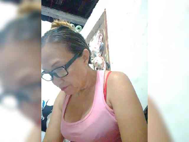 cherrywhite03 webcam