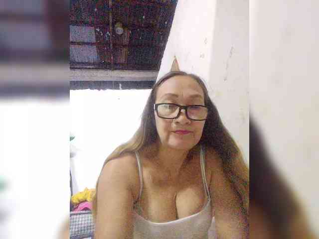 cherrywhite03 webcam