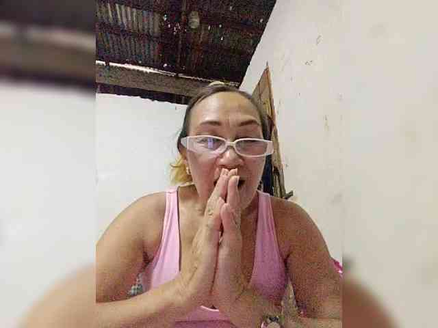 cherrywhite03 webcam