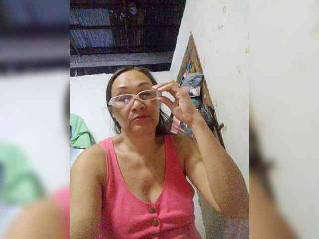 cherrywhite03 webcam