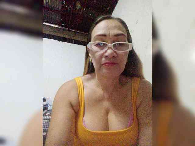 cherrywhite03 webcam