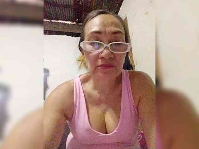 cherrywhite03 webcam