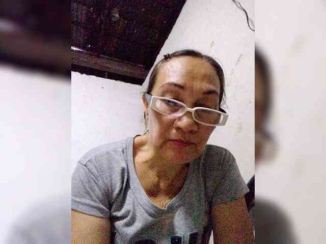cherrywhite03 webcam