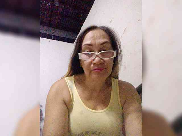 cherrywhite03 webcam