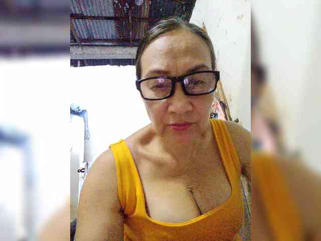cherrywhite03 webcam