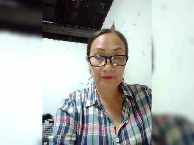 cherrywhite03 webcam