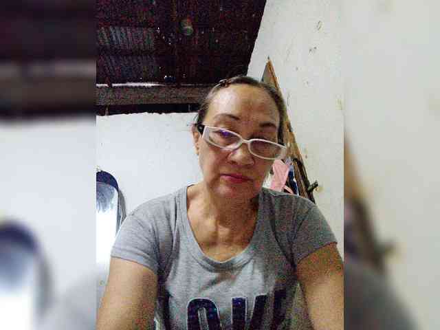 cherrywhite03 webcam