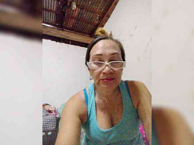 cherrywhite03 webcam
