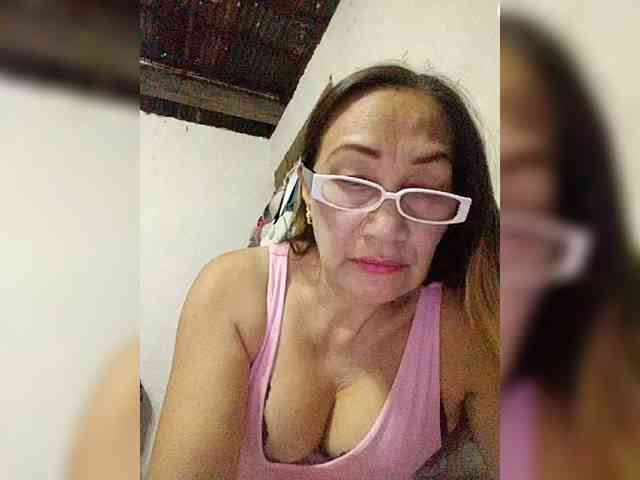 cherrywhite03 webcam