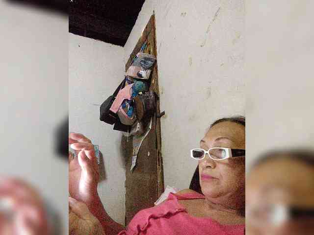 cherrywhite03 webcam