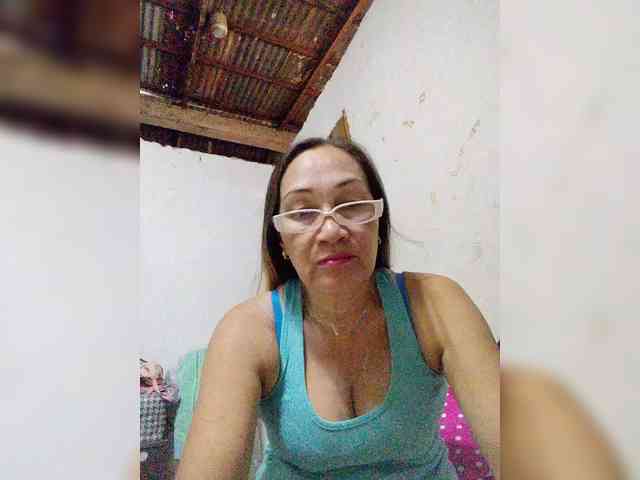 cherrywhite03 webcam