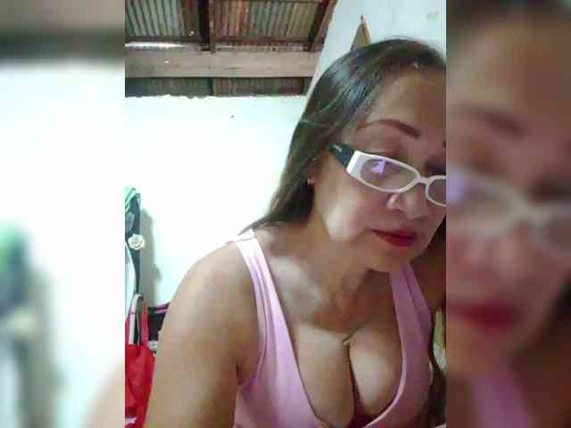 cherrywhite03 webcam