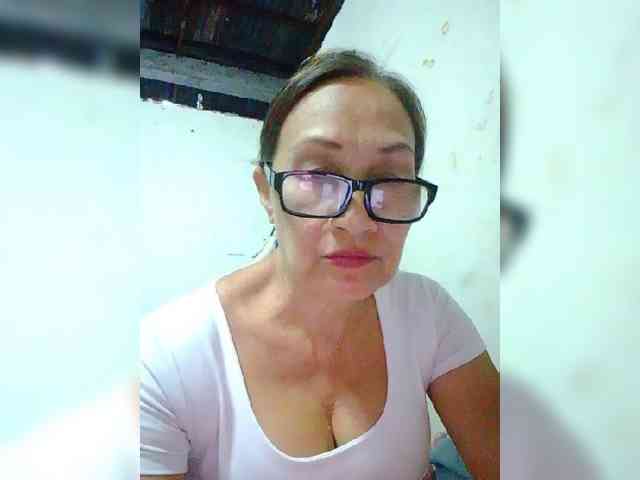 cherrywhite03 webcam
