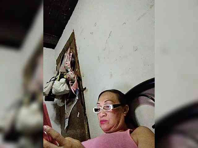 cherrywhite03 webcam