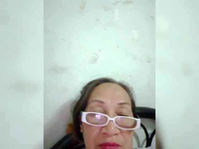 cherrywhite03 webcam