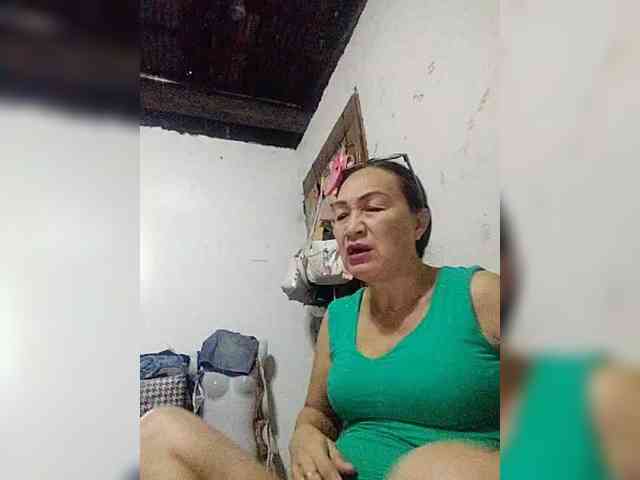 cherrywhite03 webcam