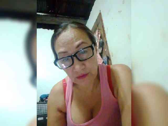 cherrywhite03 webcam