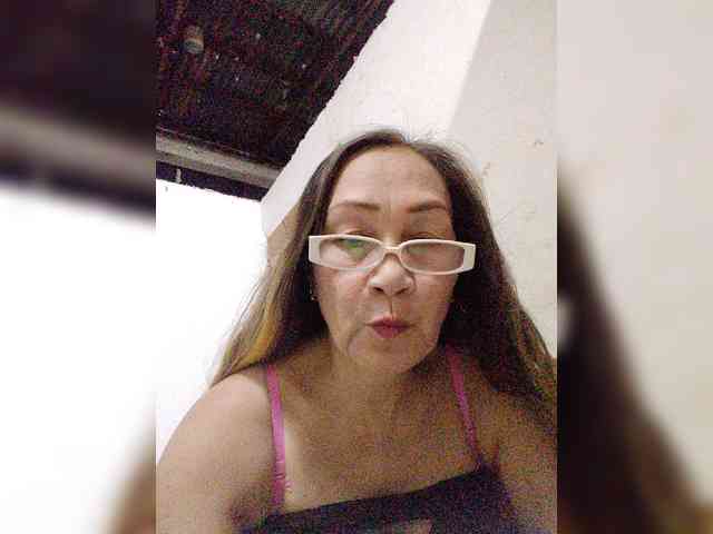 cherrywhite03 webcam