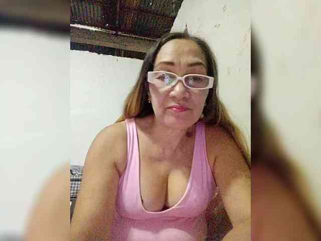 cherrywhite03 webcam