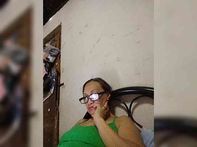 Model: cherrywhite03