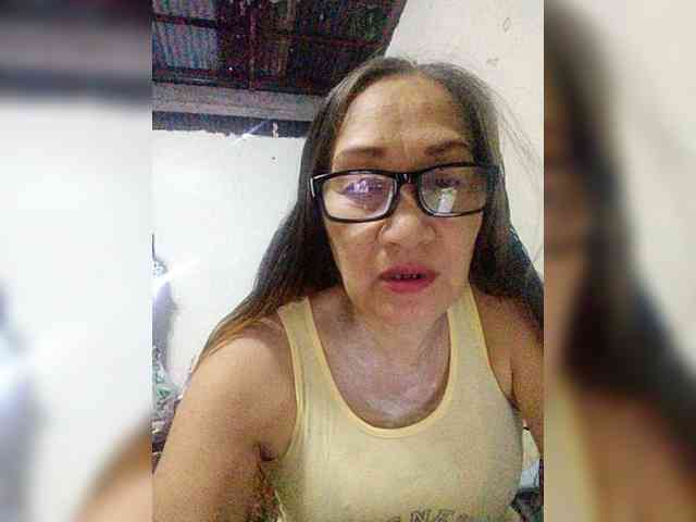 cherrywhite03 webcam