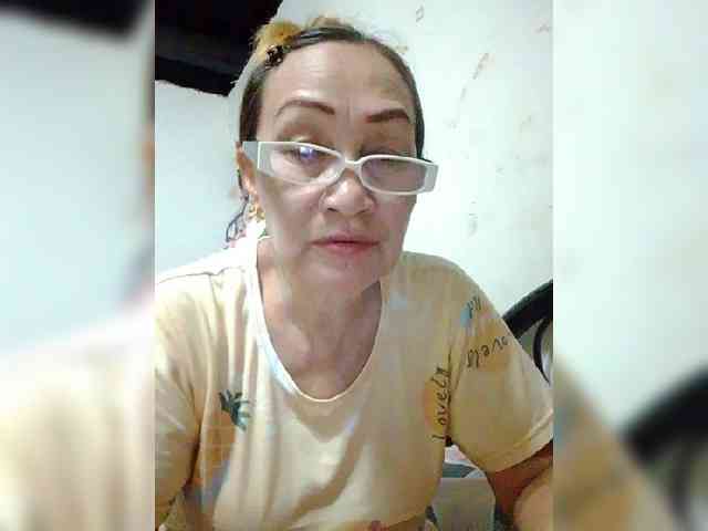 Model: cherrywhite03
