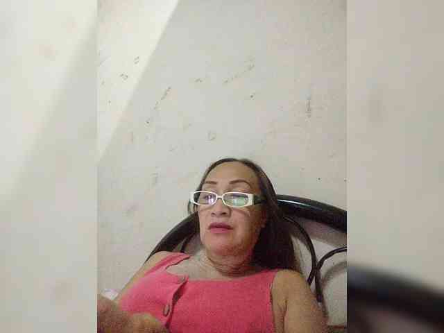 cherrywhite03 webcam
