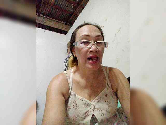 cherrywhite03 webcam