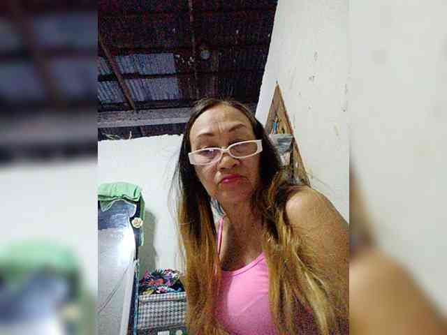cherrywhite03 webcam