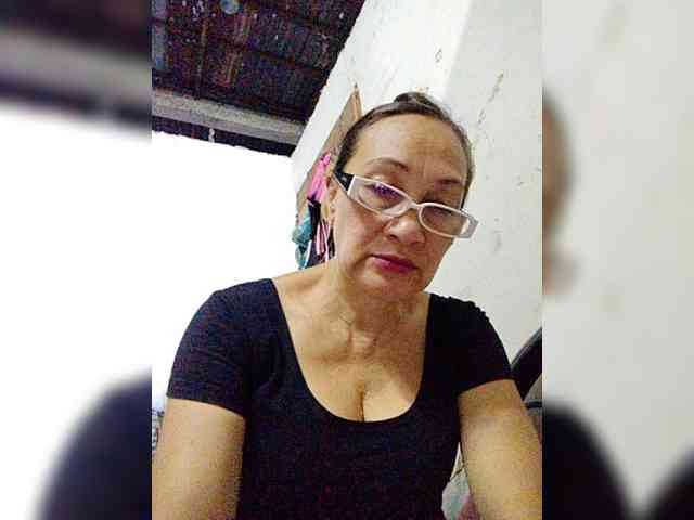 cherrywhite03 webcam