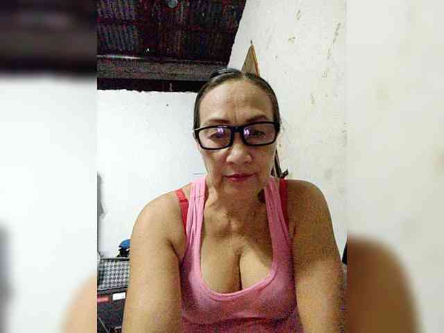 cherrywhite03 webcam