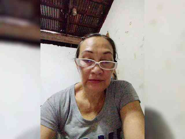 cherrywhite03 webcam