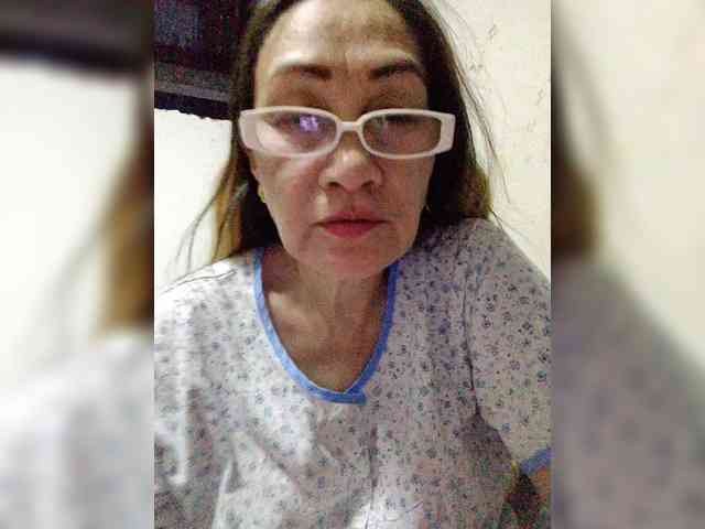 cherrywhite03 webcam