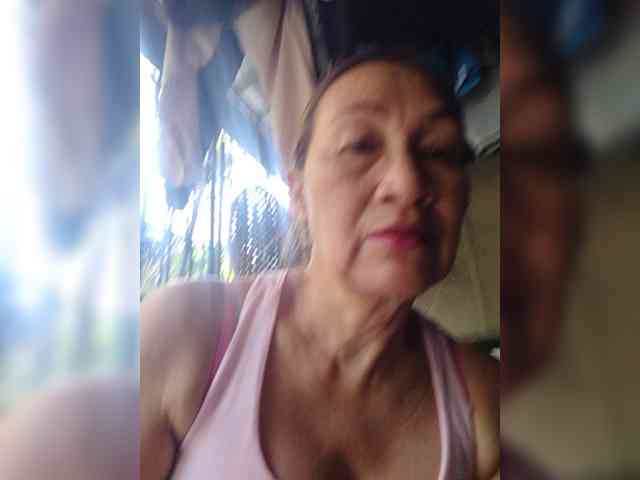 cherrywhite03 webcam