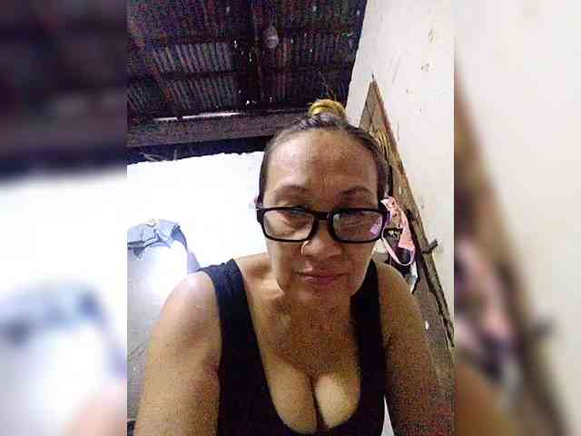 cherrywhite03 webcam