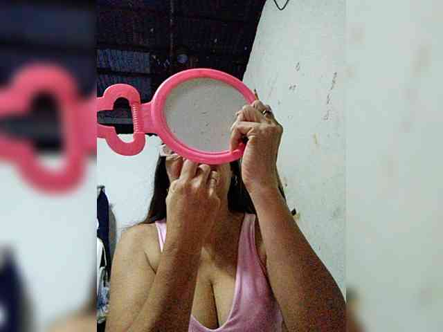 cherrywhite03 webcam