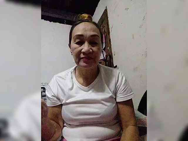 cherrywhite03 webcam
