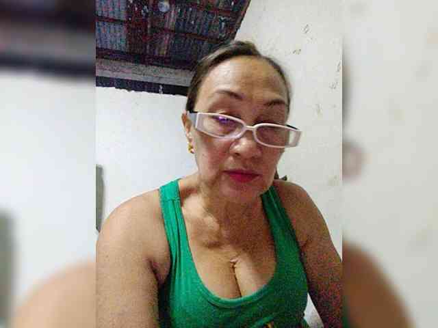 cherrywhite03 webcam