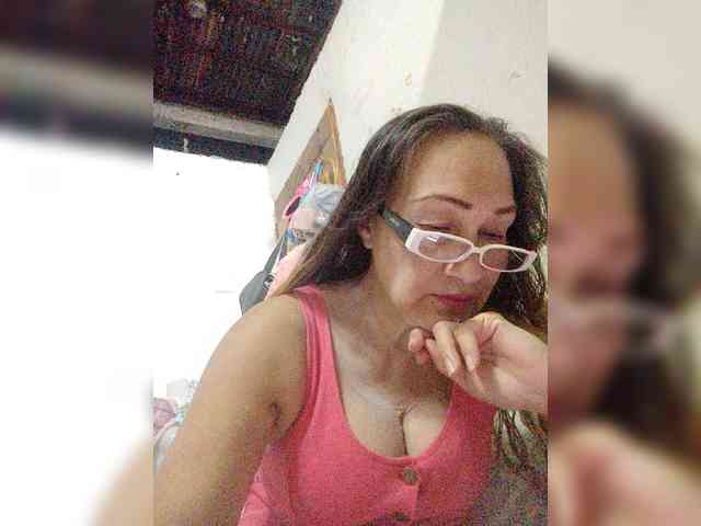 cherrywhite03 webcam