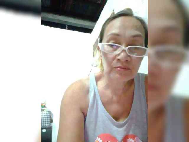 cherrywhite03 webcam