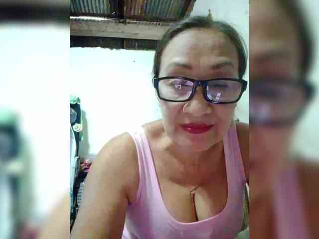 cherrywhite03 webcam