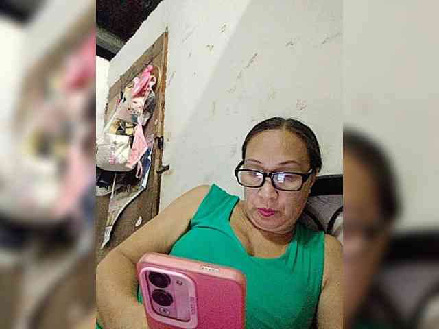 cherrywhite03 webcam