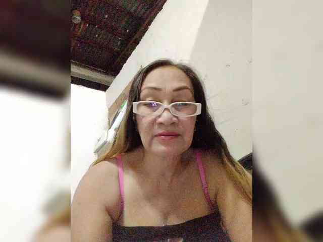 cherrywhite03 webcam