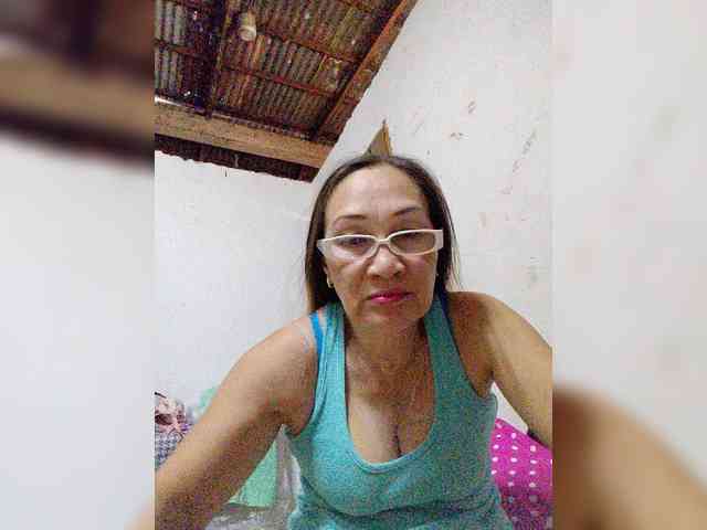cherrywhite03 webcam