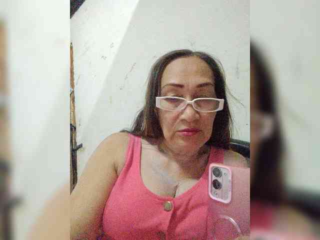 cherrywhite03 webcam