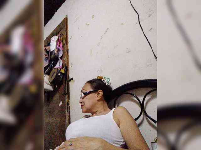 cherrywhite03 webcam