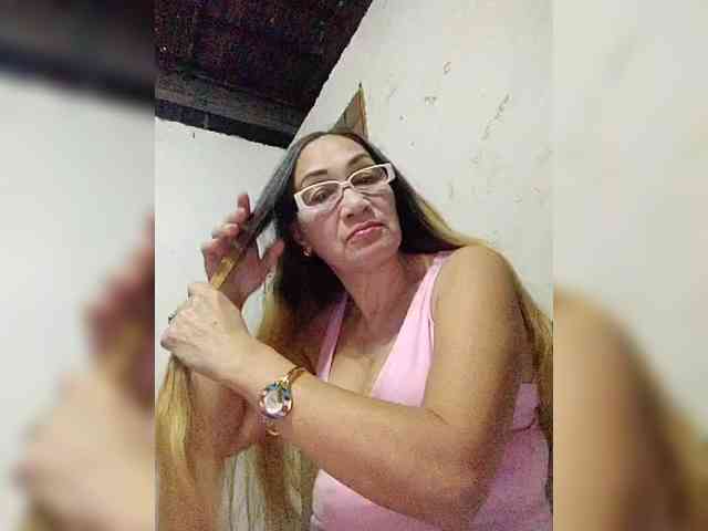 cherrywhite03 webcam