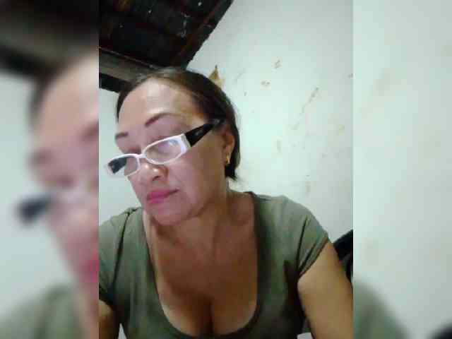 cherrywhite03 webcam