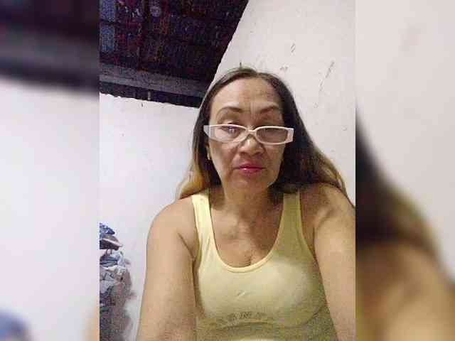 cherrywhite03 webcam